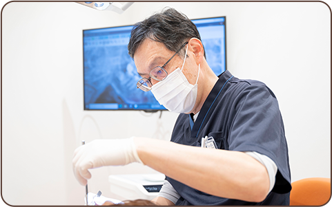 歯科口腔外科に特化した歯科医師が在籍
